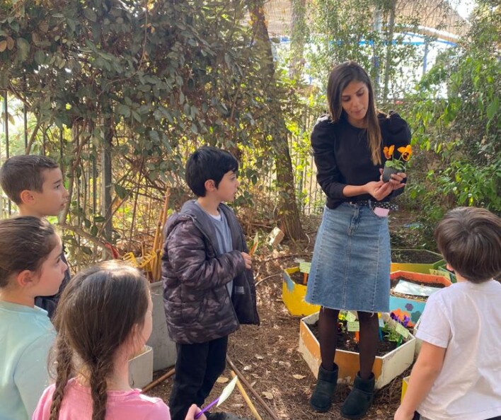יום שתילה לט"ו בשבט בבתי הספר